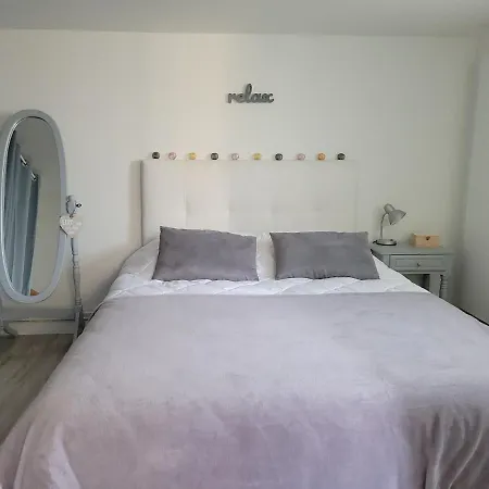 Apartment 200 M Avec Terrasse Et Jardin Royan