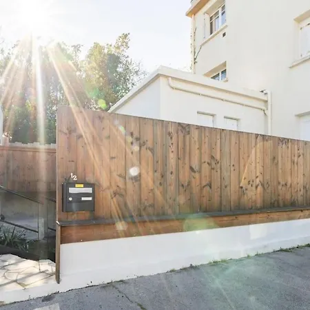 200 M Avec Terrasse Et Jardin Apartment Royan