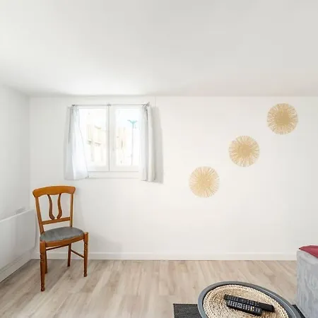 200 M Avec Terrasse Et Jardin Apartment