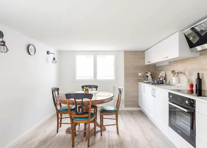 200 M Avec Terrasse Et Jardin Apartment