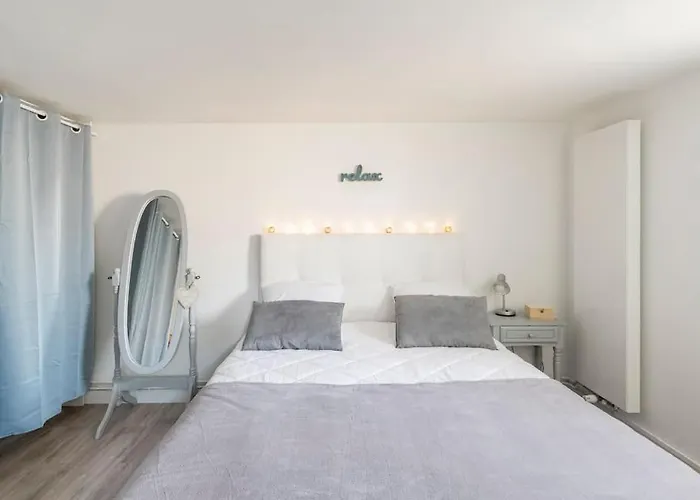 Apartment 200 M Avec Terrasse Et Jardin Royan